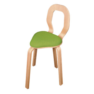 Ergoret Stabel Stol med ergonomisk sæde, en let og fleksibel stol, der kan bruges af børn og voksne som arbejdsstol og spisestol, set oppe fra – fra Klarskov møbler ApS