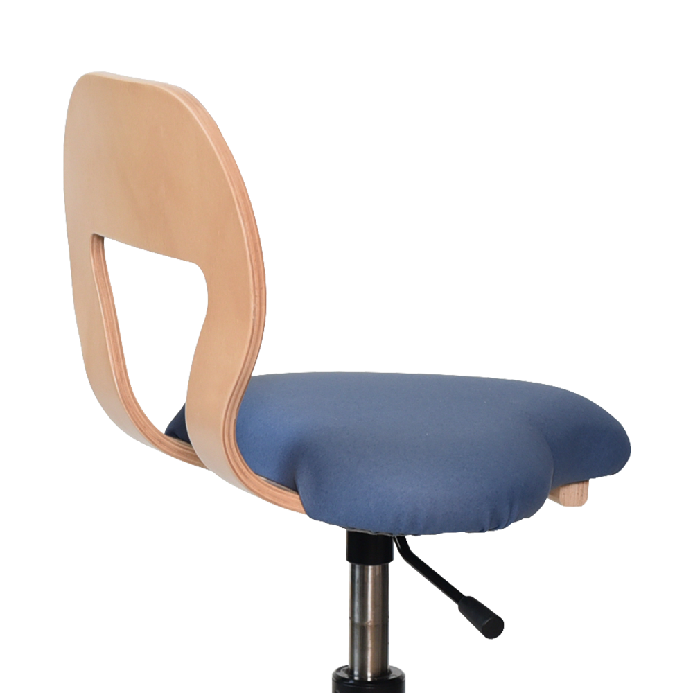 Lænde Ergoret Arbejdsstol Comfort med vaskbart Ambla og lændestøtte i formspændt træ - på ergonomisk stol fra Klarskov møbler