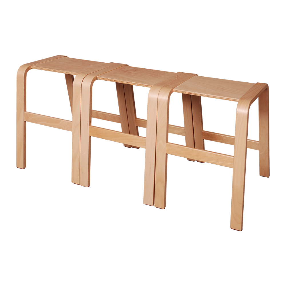 Panuline Stabel Taburet i bøg med fodstøtte og firkantet sæde kan blive til en bænk, få pædagogiske møbler fra Klarskov møbler og skab pædagogisk indretning