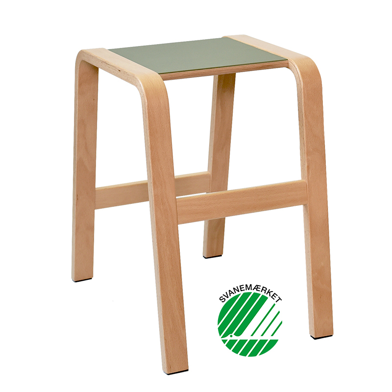 Svanemærket Panuline Stabel Taburet med lyddæmpende linoleum på sæde fra Klarskov møbler ApS, kan stables og bruges som legemøbel få pædagogiske møbler