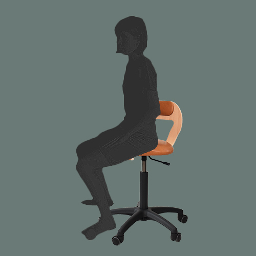 Lænde Ergoret Arbejdsstol Comfort Lux med lav lændestøtte en ergonomisk stol kontorstol som fremmer varierende siddestillinger betrukket med naturlæder fås hos Klarskov møbler